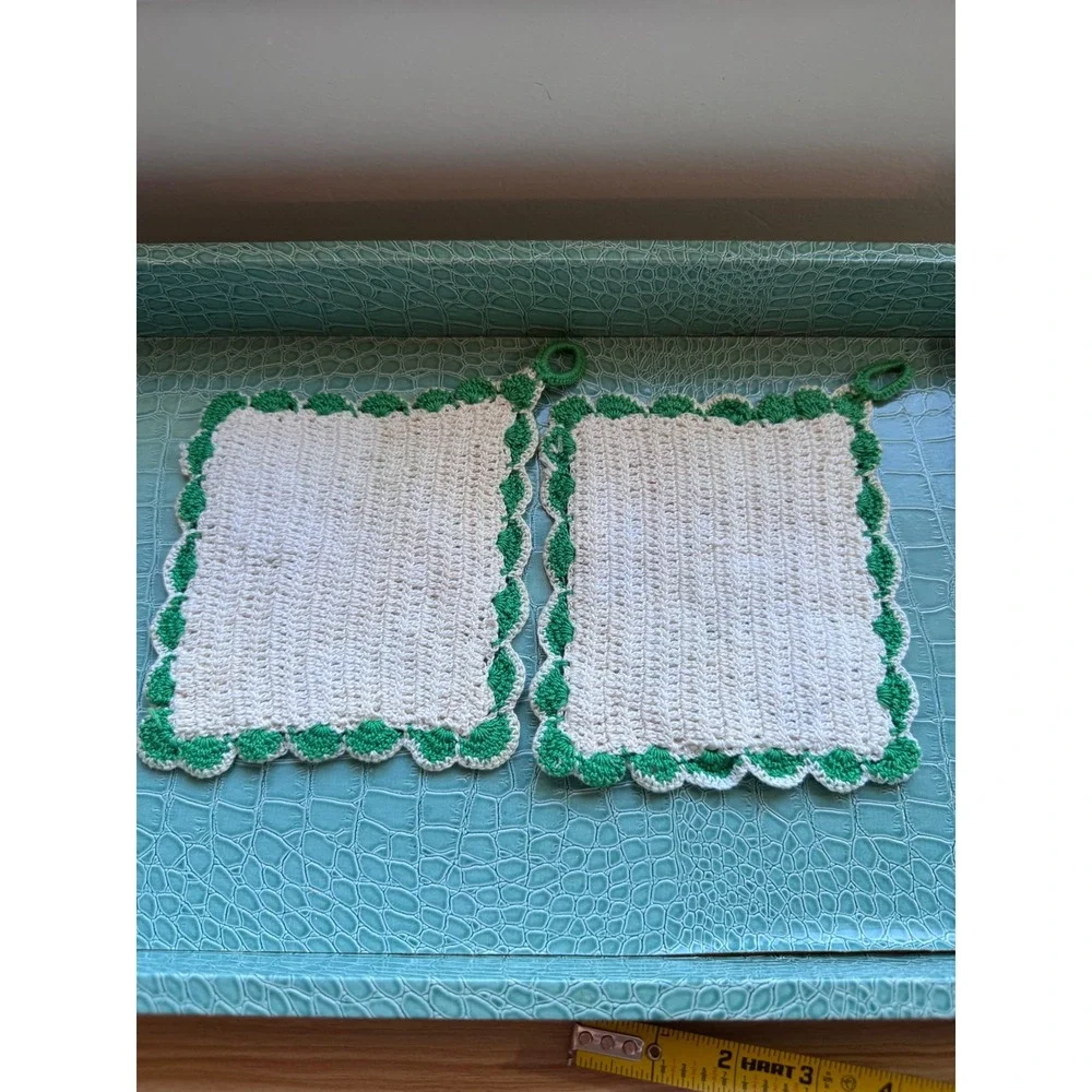 Vintage Handmade Crochet Potholders Set of 2 Red Green Floral Scalloped Square